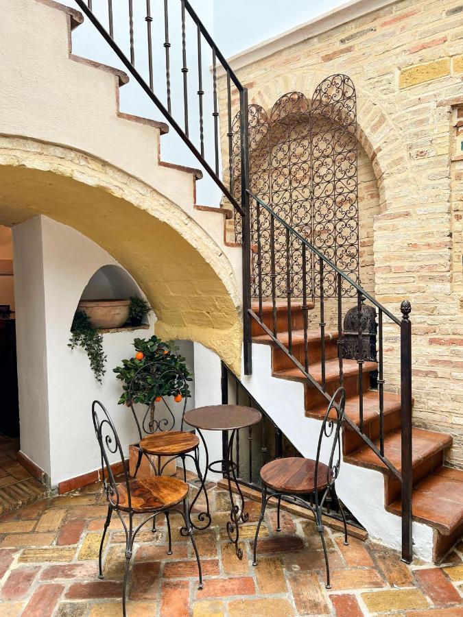 Hostal Servilia Carmona  Ngoại thất bức ảnh